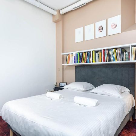 Guestready - Artist Loft With A Vertical Garden Париж Екстериор снимка