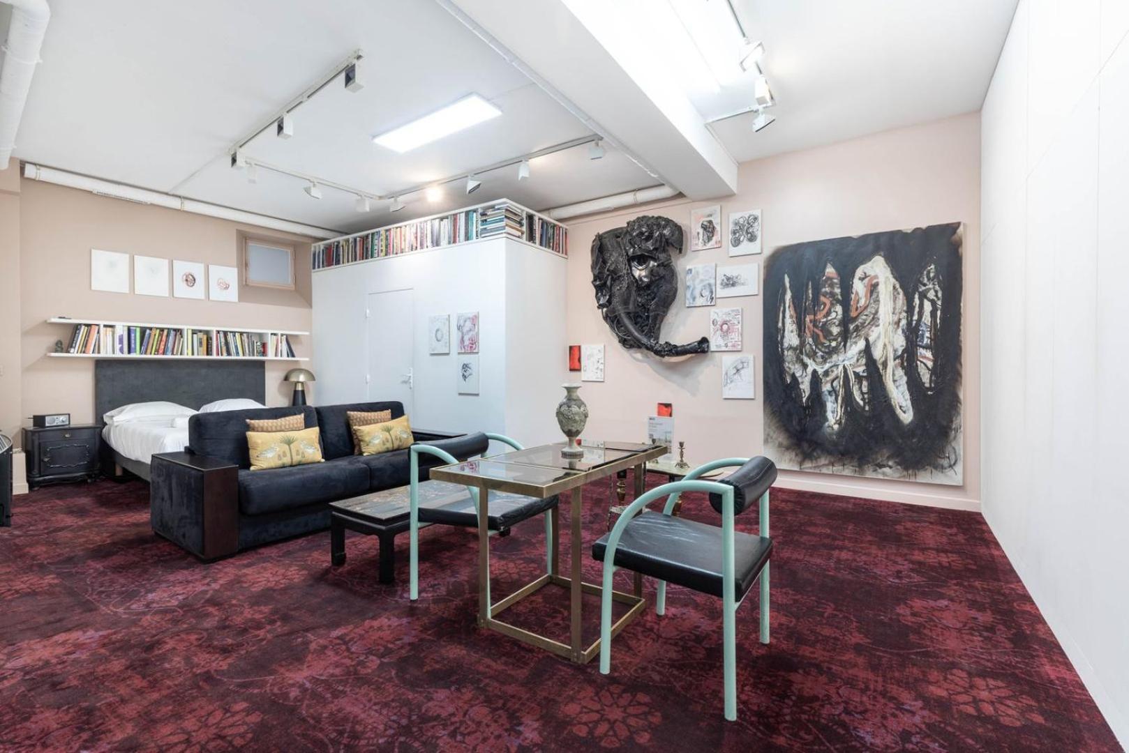 Guestready - Artist Loft With A Vertical Garden Париж Екстериор снимка