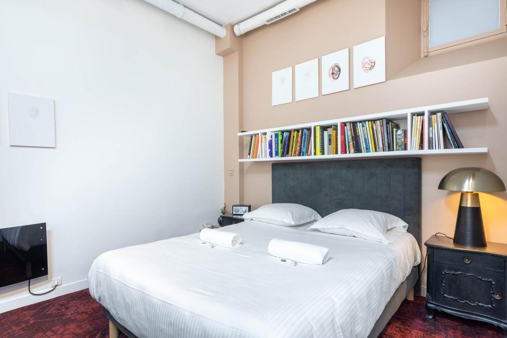 Guestready - Artist Loft With A Vertical Garden Париж Екстериор снимка